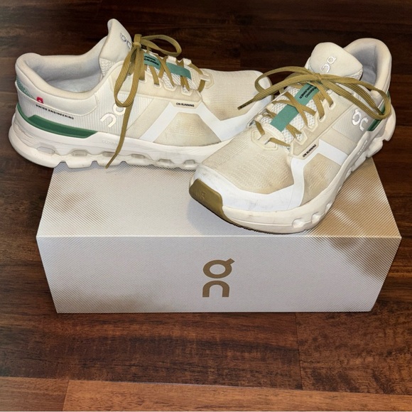 On Cloudrunner 2 Wide Women’s Size 9 Wide Undyed/Green - Picture 1 of 15